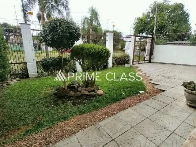 Imagem 10: Sobrado com 4 Dormitórios Sendo 1 Suíte - Bairro Igara, Canoas/ Rs