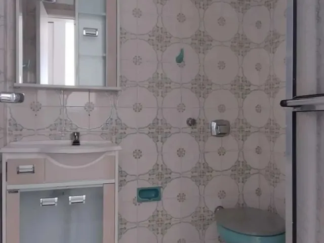 Imagem 2: Apartamento de 1 Dormitorio com Elevador no Centro