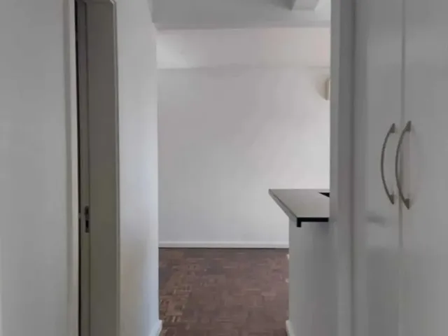 Imagem 13: Apartamento de 1 Dormitorio com Elevador no Centro