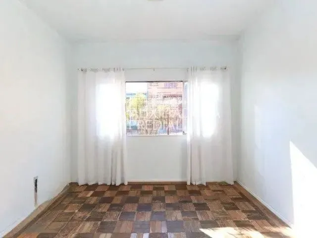 Imagem 9: Excelente Terreno na Zona Central de Canoas com Uma Casa com 3 Dormitórios, Sala De