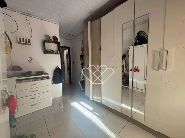Imagem 7: Casa com Quiosque e Churrasqueira Conforto e Praticidade em Cada Detalhe