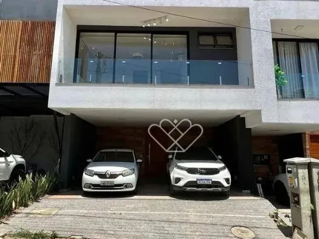 Imagem: Casa com Piscina e Varanda Gourmet no Residencial