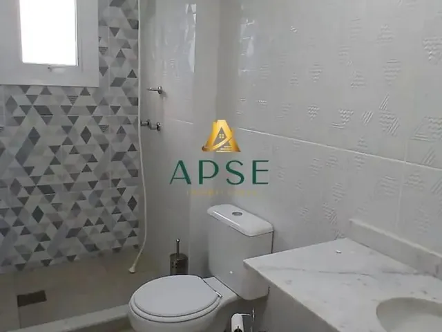 Imagem 2: Sobrado em Condomínio a Venda 3 Quartos/1Suíte , 2 Vagas160 M², Centro-Canoas/Rs