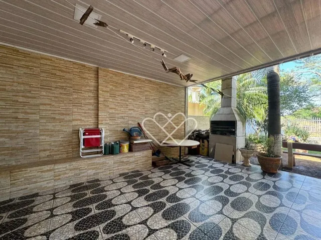 Imagem 16: Casa Espaciosa e Aconchegante: 3 Dormitórios, Área Gourmet e Localização Privilegiada!