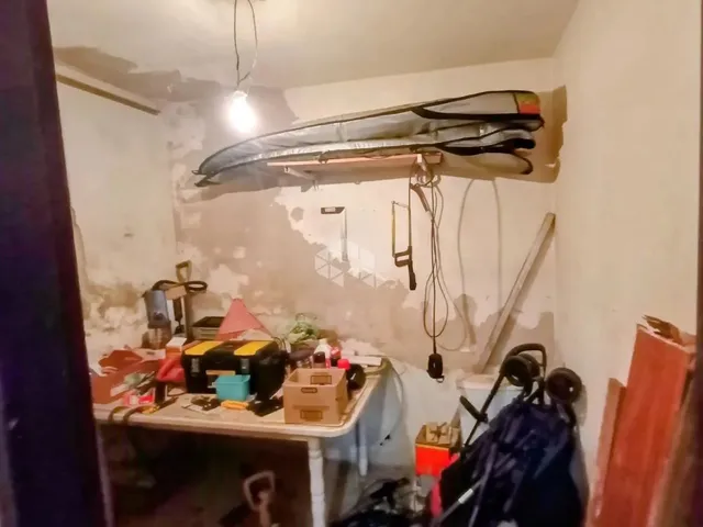 Imagem 9: Sobrado 4 Dormitórios, Lareira, Suite e Closet , Piscina e 2 Vagas no Centro de Esteio