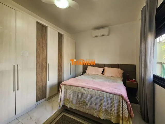 Imagem 10: Casa Plana Semimobiliada, com 3 Dormitórios, Pátio nos Fundos, Poço Artesiano, Placa