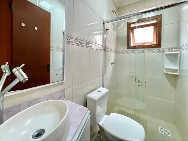 Imagem 3: Casa para Venda em Canoas, Igara, 2 Dormitórios, 2 Suítes, 3 Banheiros, 2 Vagas