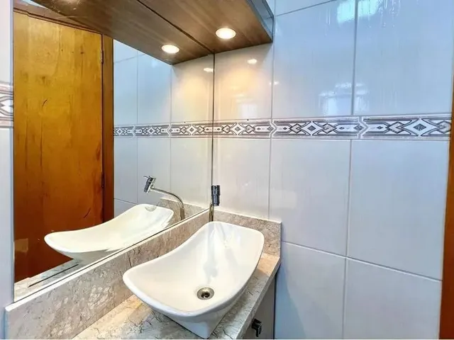Imagem 2: Casa para Venda em Canoas, Igara, 2 Dormitórios, 2 Suítes, 3 Banheiros, 2 Vagas