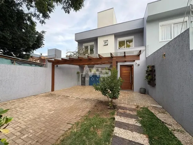 Imagem: Casa À Venda com 3 Suítes no Bairro Boa