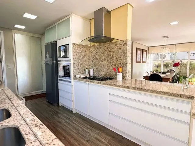 Imagem 2: Alphaville Casa em condomínio com 3 dormitórios