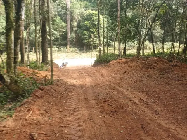 Imagem: Terreno 1000M2 em Ibiuna