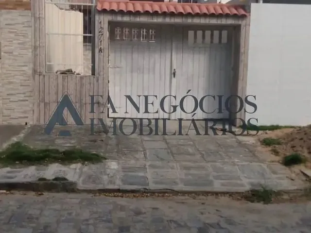 Imagem: Casa Espaçosa para Locação no Bairro