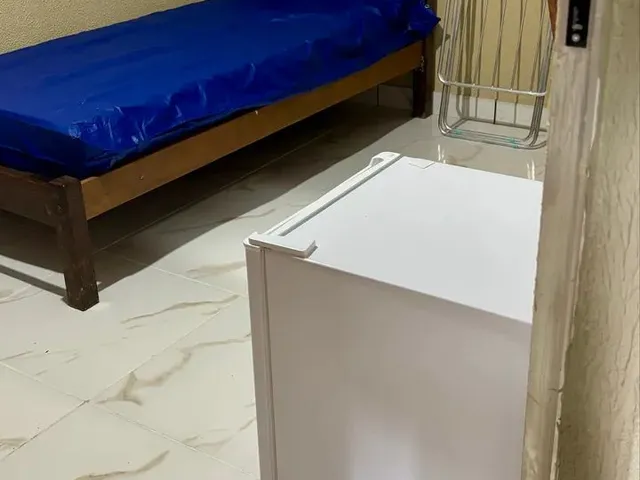 Imagem 6: Quarto Individual Mobiliado C/Frigobar no Caiçara