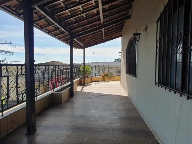 Imagem: Casa Comercial com 3 Quartos para Alugar