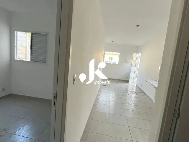 Imagem 16: Casa para Aluguel, 2 Quartos, 1 Suíte, 1 Vaga, santa Maria - Sete Lagoas/Mg