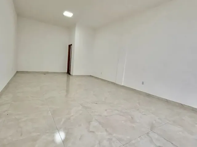 Imagem 5: Lojas e Escritórios em Centro Comercial no Parque das Laranjeiras Próx Av das Torres E