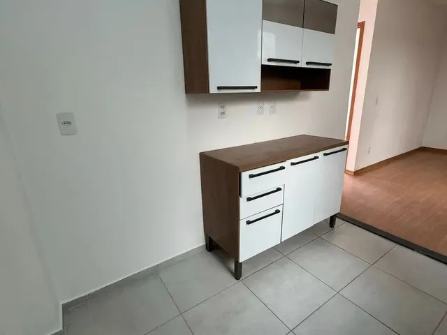 Imagem 14: Imóvel para Aluguel com 45 Metros Quadrados com 2 Quartos em Jardim Alvorada - Nova