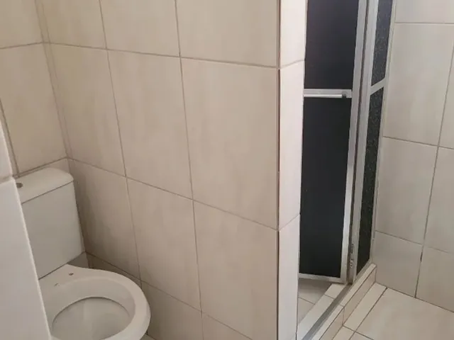 Imagem 12: Casa para Alugar de 2 Quartos em Nilópolis