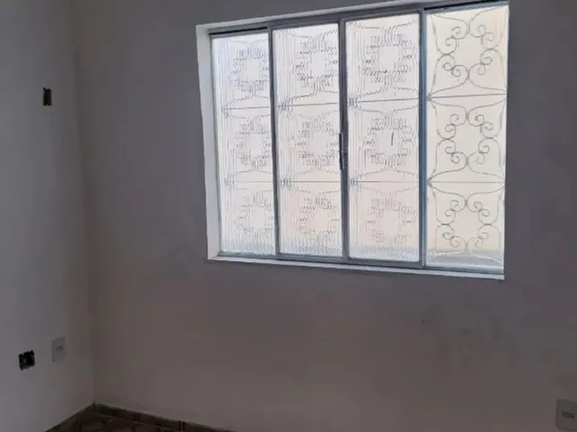 Imagem 8: Casa para Alugar de 2 Quartos em Nilópolis