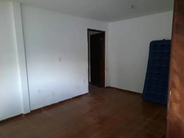 Imagem 4: Alugo Casa de 1 e 2 Quartos em Comendador Soares
