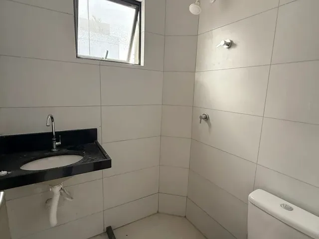 Imagem 4: Apartamento no Bessa, 3 Quartos Varanda pra Rua / Elevador e Área de Lazer na Cobertura