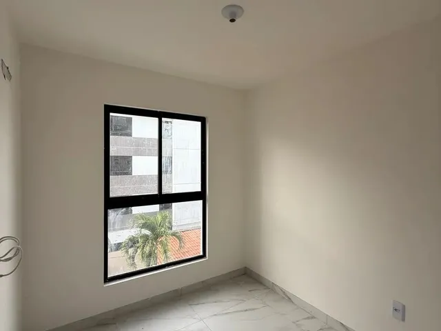 Imagem 7: Apartamento no Bessa, 3 Quartos Varanda pra Rua / Elevador e Área de Lazer na Cobertura
