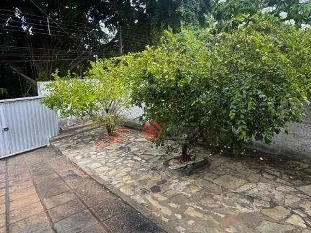 Imagem: Casa com 4 Dormitórios À Venda, 290 M²