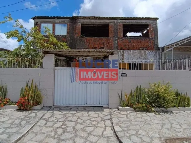 Imagem: Casa com 4 Quartos (2 Suítes) no José