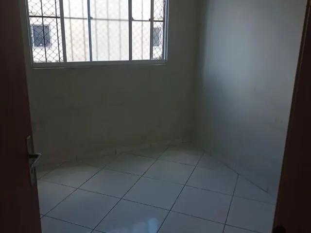 Imagem 4: Vende-Se Apto Vista Alegre 4