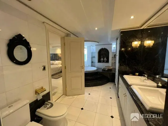 Imagem 10: Apartamento Duplex com 4 Dormitórios À Venda, 556 M² por R$ 3.900.000,00 - Miramar