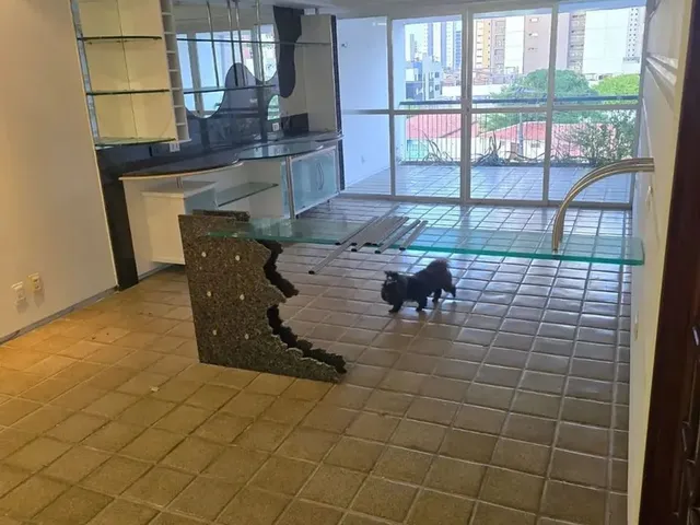 Imagem 2: Apartamento a Venda em Manaíra com 3 Quartos Sendo Uma Suíte - João Pessoa - Pb