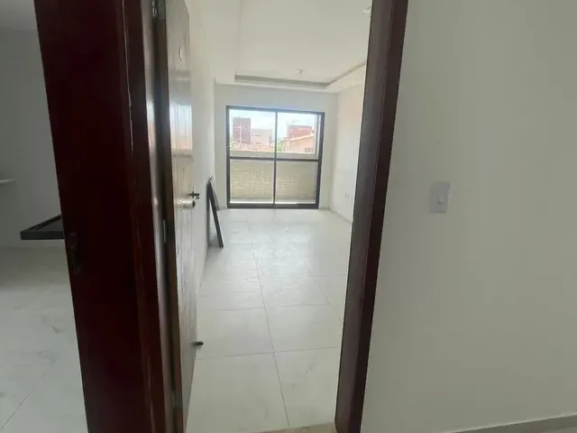 Imagem 10: Cobertura Próximo a Praça da Paz 3 Quartos 1 Suite Bancarios para Vender