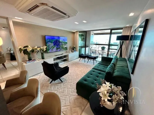 Imagem: Apartamento com 4 Dormitórios À Venda