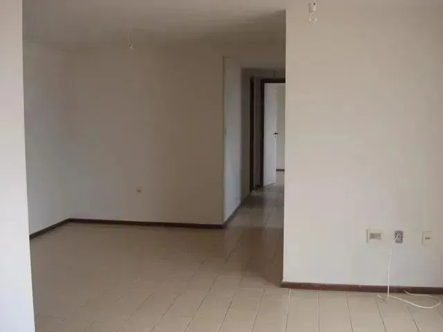 Imagem 4: Imóvel para Venda Possui 120 Metros Quadrados com 4 Quartos em Intermares - Cabedelo - Pb
