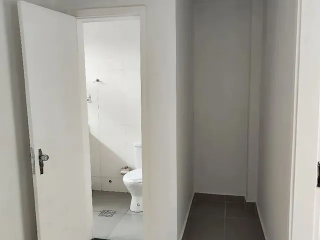 Imagem 9: Alugo Apartamento Reformado 2 Quartos Mais Uma Dependência