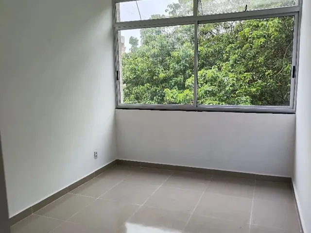 Imagem 12: Alugo Apartamento Reformado 2 Quartos Mais Uma Dependência