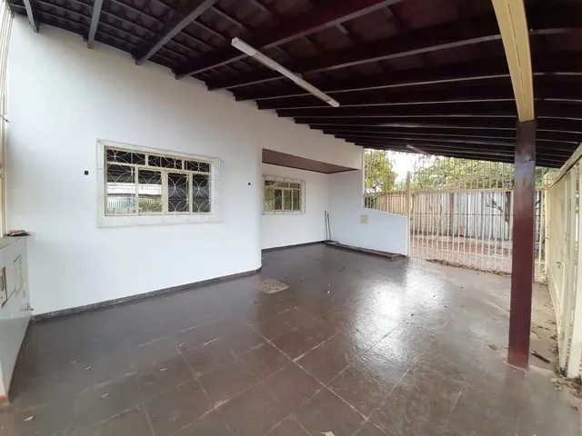 Imagem 16: Casa com 02 Quartos + Dce, 140 M², Sozinha no Lote, Qnl 01, Bl. E, Taguatinga, Ao Lado