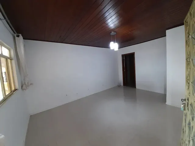 Imagem 11: Casa com 02 Quartos + Dce, 140 M², Sozinha no Lote, Qnl 01, Bl. E, Taguatinga, Ao Lado