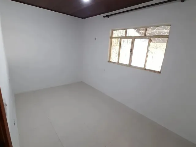 Imagem 6: Casa com 02 Quartos + Dce, 140 M², Sozinha no Lote, Qnl 01, Bl. E, Taguatinga, Ao Lado