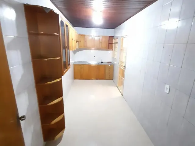Imagem 9: Casa com 02 Quartos + Dce, 140 M², Sozinha no Lote, Qnl 01, Bl. E, Taguatinga, Ao Lado