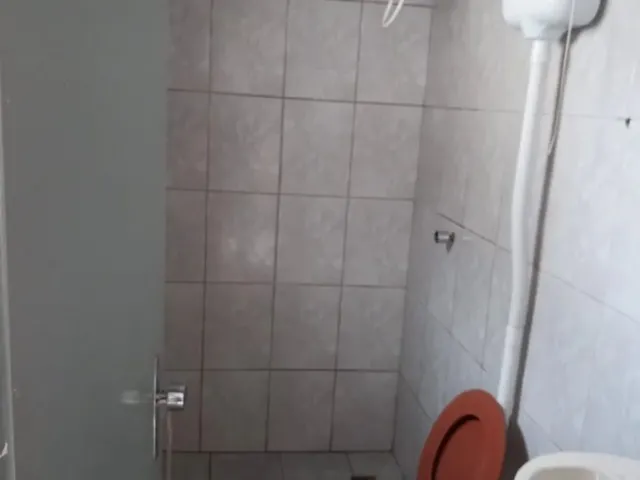 Imagem 5: Aluga Se Casa de 1 Quarto Tele