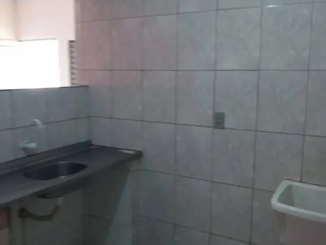 Imagem 3: Aluga Se Casa de 1 Quarto Tele