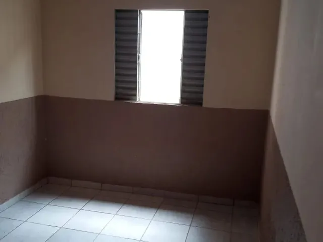 Imagem 2: Aluga Se Casa de 1 Quarto Tele