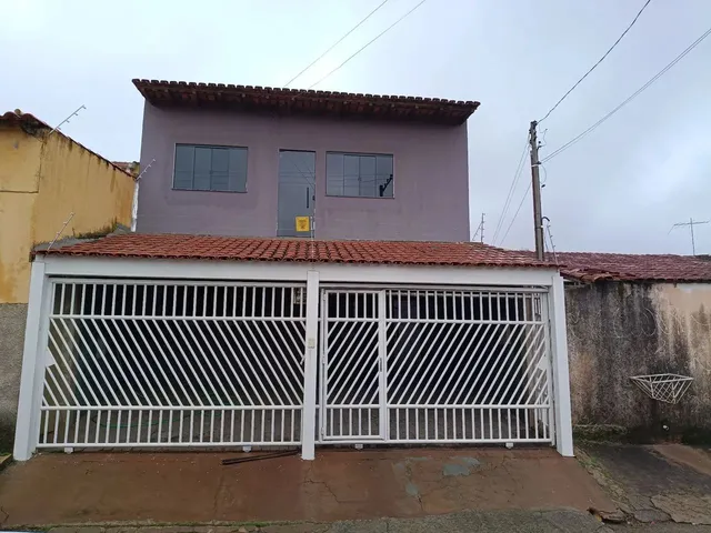 Imagem: Alugo Sobrado