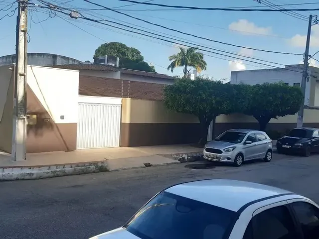 Imagem 16: Jb Casa em Capim Macio com 3 Quartos Sendo 3 Suítes/400M²