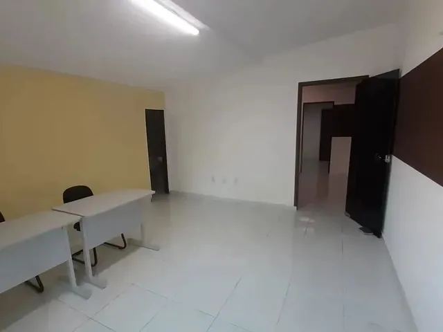Imagem 3: Jb Casa em Capim Macio com 3 Quartos Sendo 3 Suítes/400M²