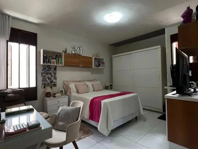 Imagem 11: Bairro Candelária Linda Casa Duplex Reformada