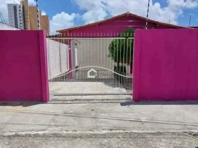 Imagem: Casa À Venda em Lagoa Nova