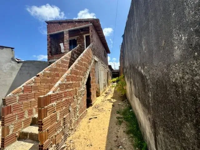 Imagem: Primeiro Andar a Venda