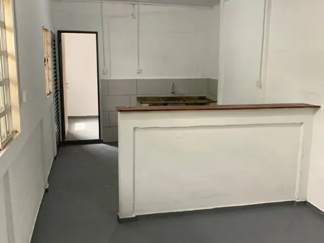 Imagem: Casa de Fundos com Garagem - Qng 43 - 02